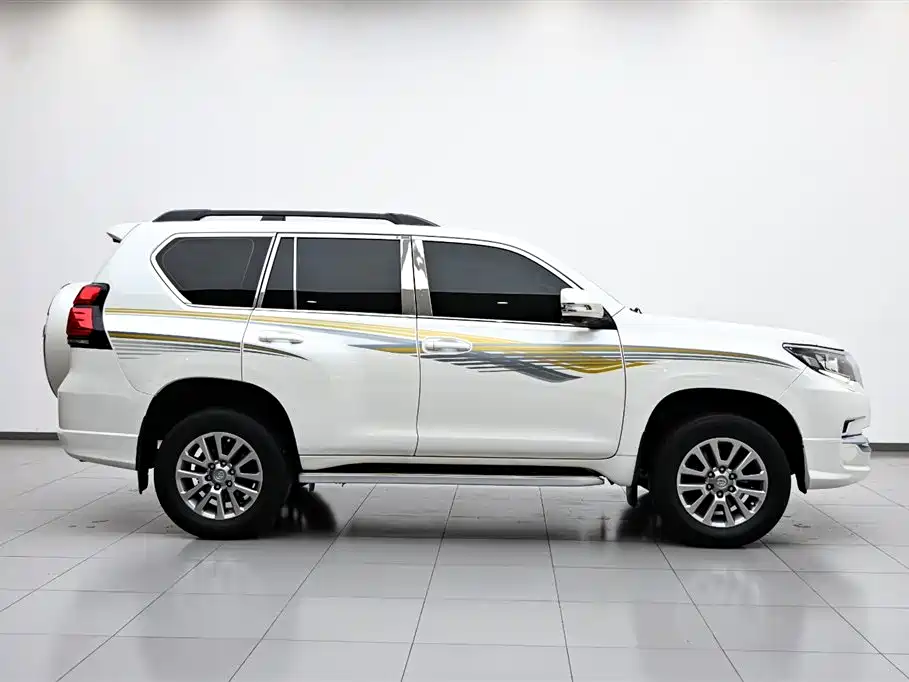 Prado 2019 3.5L Automatic TX-L Prestige Edition Rear Spare Tire