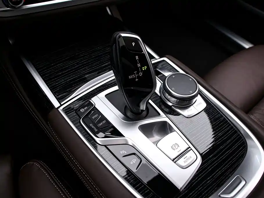 BMW 7 Series 2021 740Li Leading Edition M Sport Package