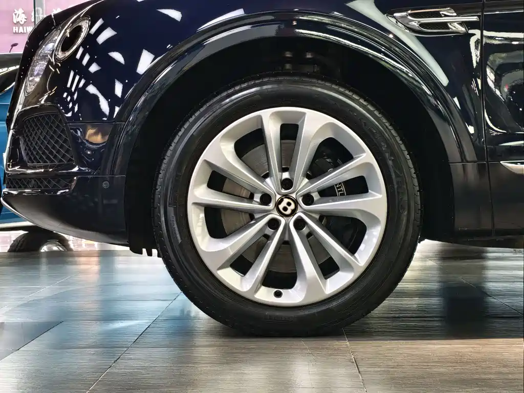 Tianyu 2018 Model 4.0T V8
