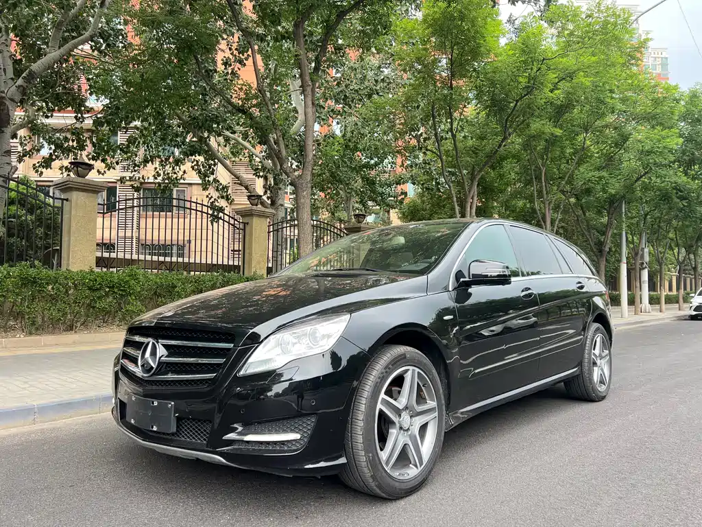 Mercedes-Benz R-Class 2017 R 320 4MATIC Business Edition Limited Edition