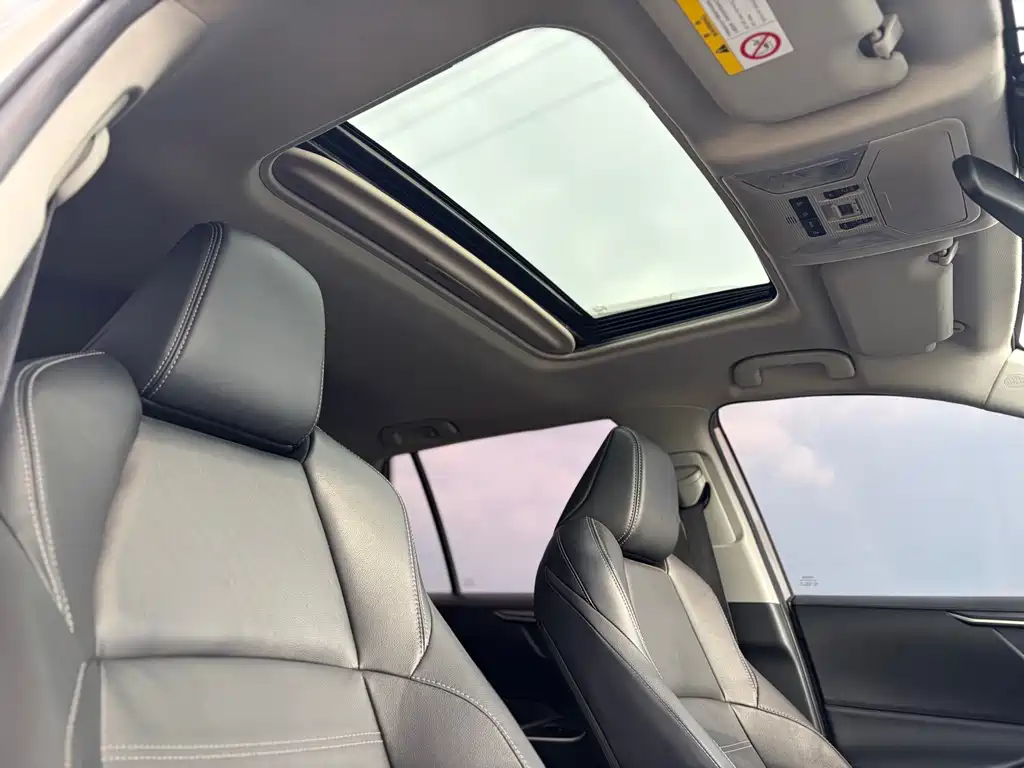 Velaranda 2022 2.0L CVT Two-Wheel Drive Luxury Edition