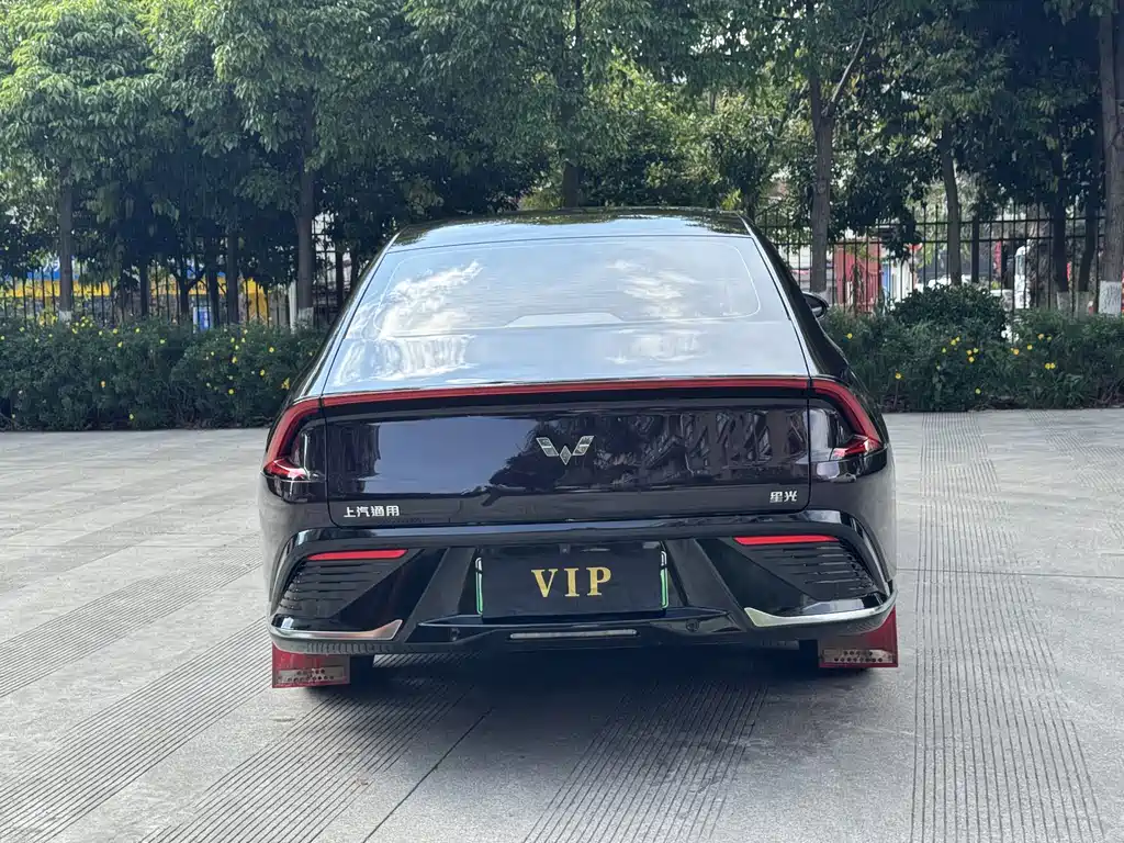 Wuling Starlight 2023 Edition 150 Advanced Version