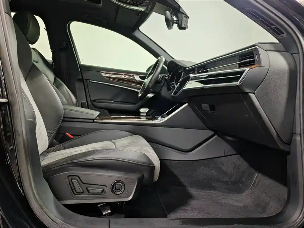 Audi A6L 2021 45 TFSI Prestige Dynamic Edition