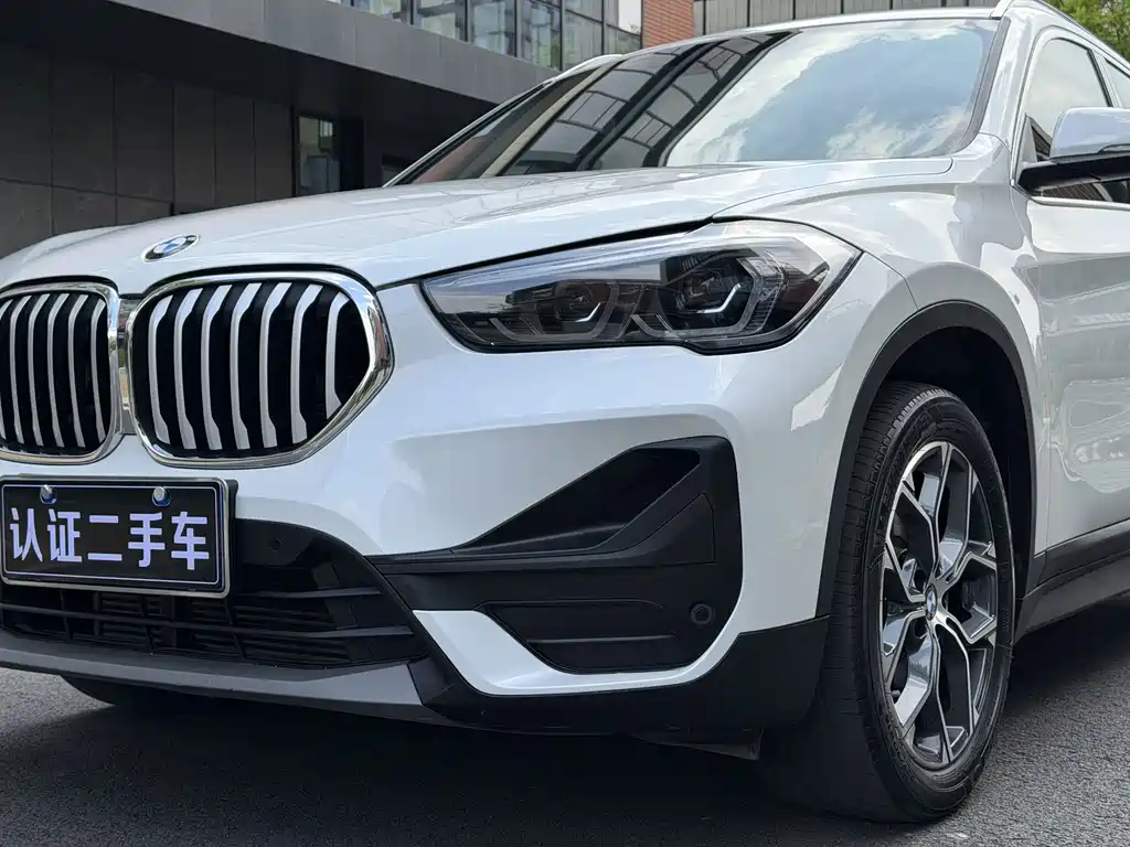 BMW X1 2022 sDrive25Li Leading Edition