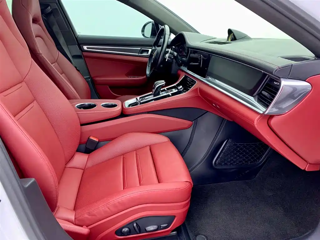 Panamera 2023 Facelift 2.9T Platinum Edition