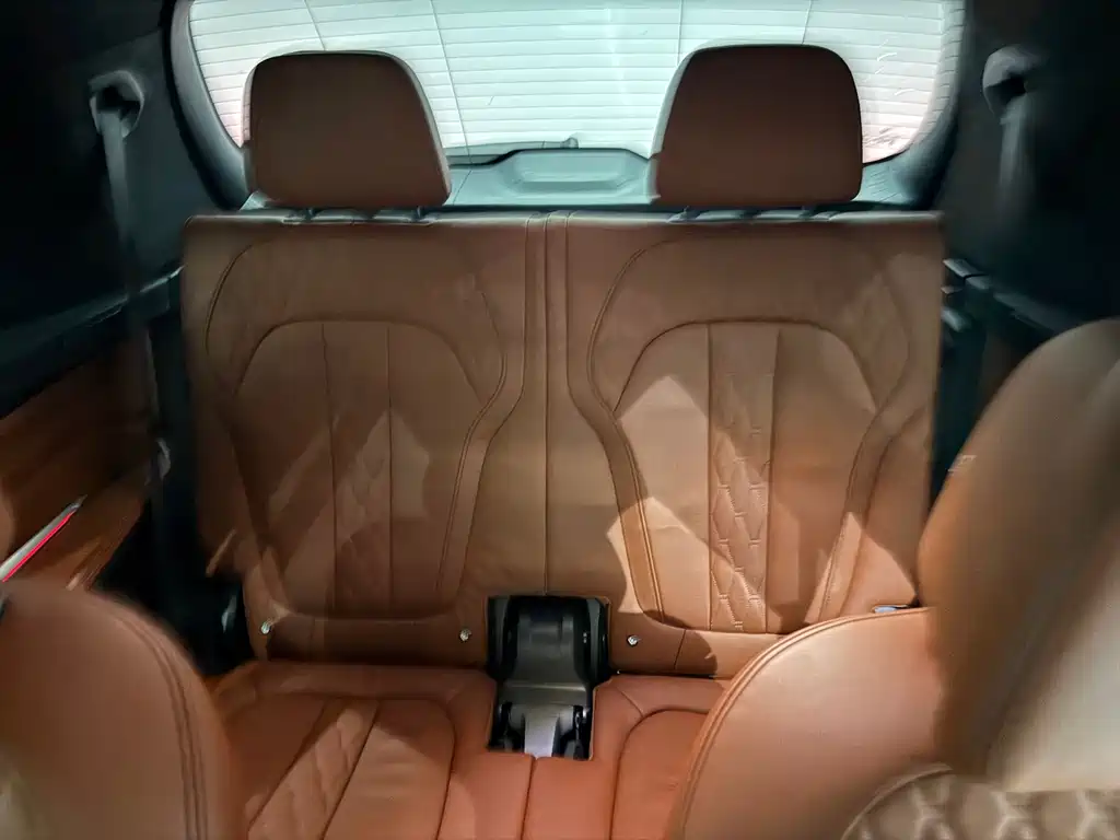 BMW X7 2020 xDrive40i Luxury Package