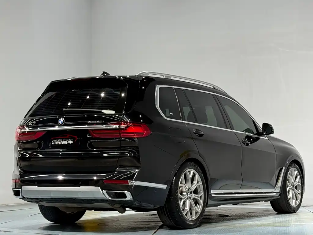 BMW X7 2020 xDrive40i Luxury Package