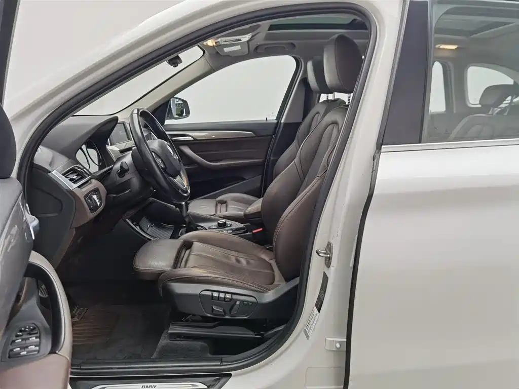 BMW X1 2019 sDrive18Li Luxury Edition