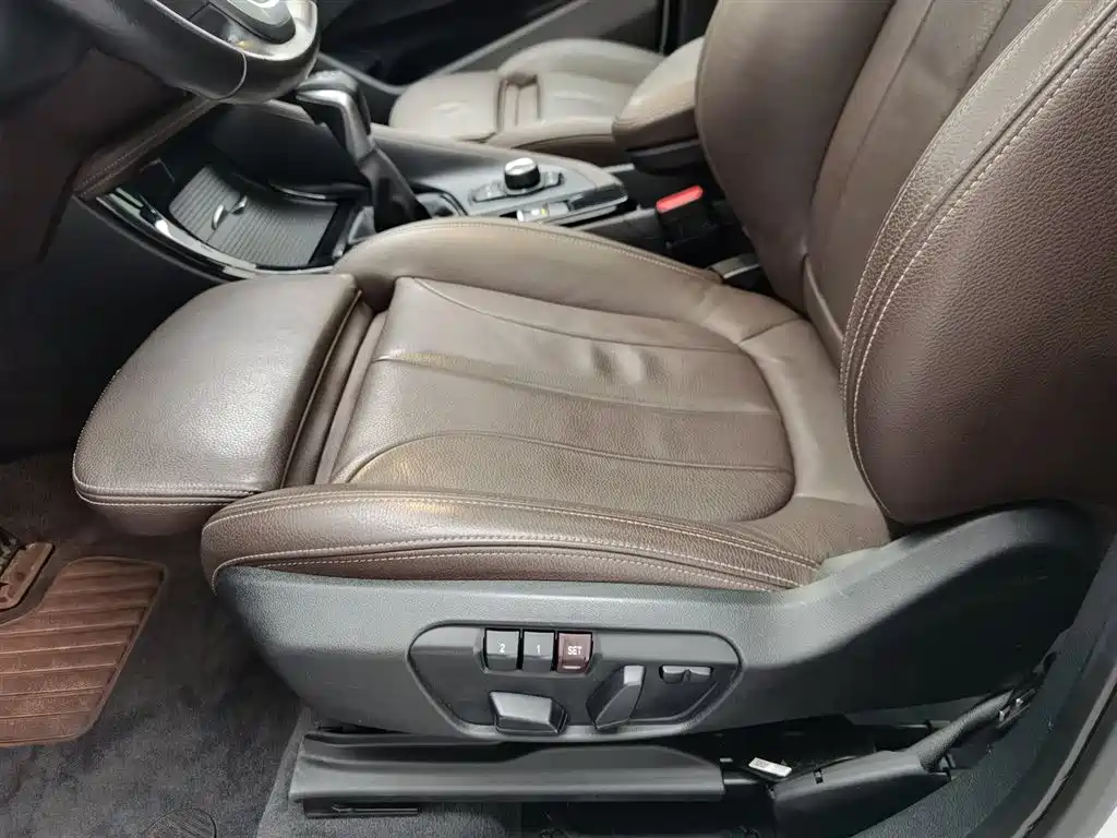 BMW X1 2019 sDrive18Li Luxury Edition