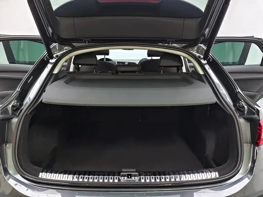 Audi Q3 Sportback 2023 35 TFSI Progressive (1.4T)
