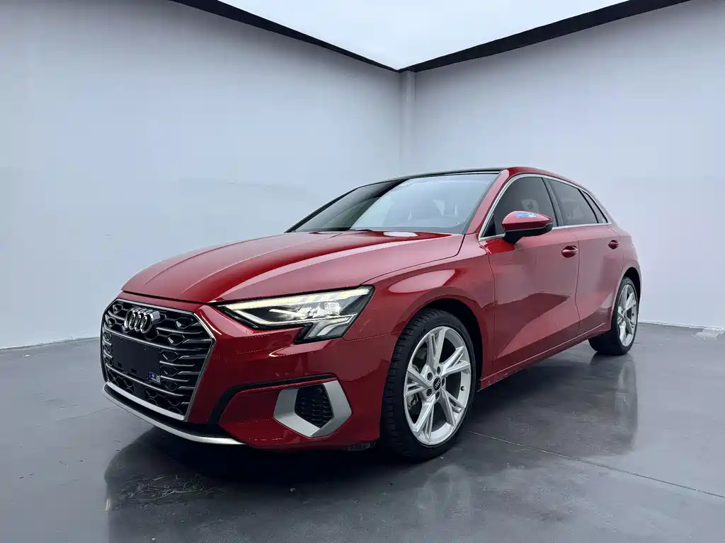 Audi A3 2022 Sportback 35 TFSI Fashion Elegance Edition