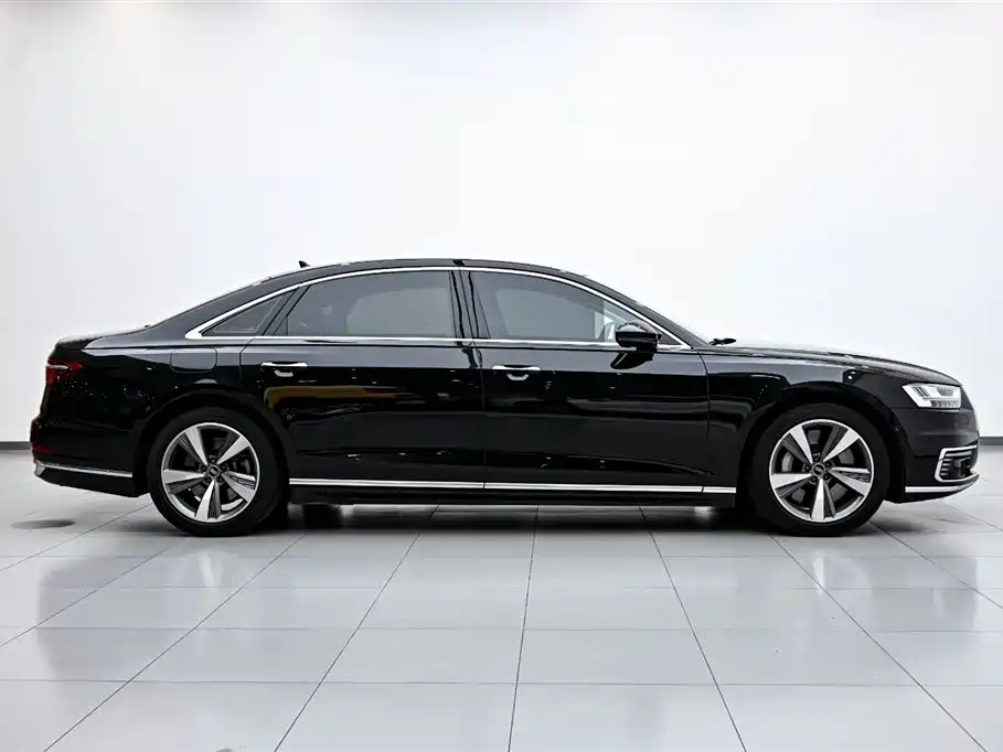 Audi A8 New Energy 2022 Model A8L 60 TFSIe quattro Collector's Edition