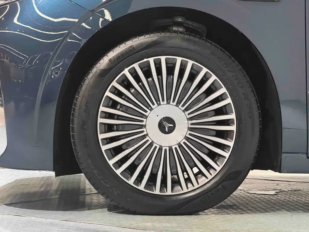 Dream Home 2025款 PHEV All-Wheel Drive Kunlun Edition