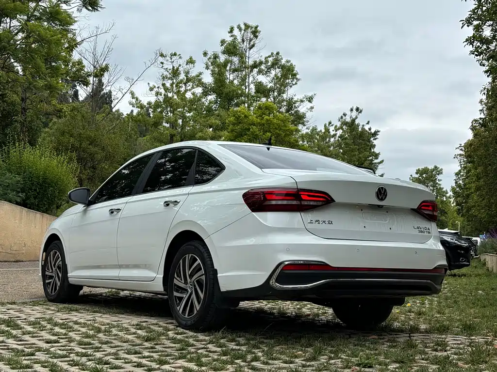 Lavida 2023 280TSI DSG Full Escape Edition