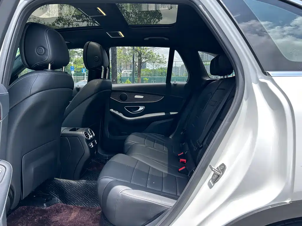 Mercedes-Benz GLC 300 L 4MATIC Dynamic Edition 2022