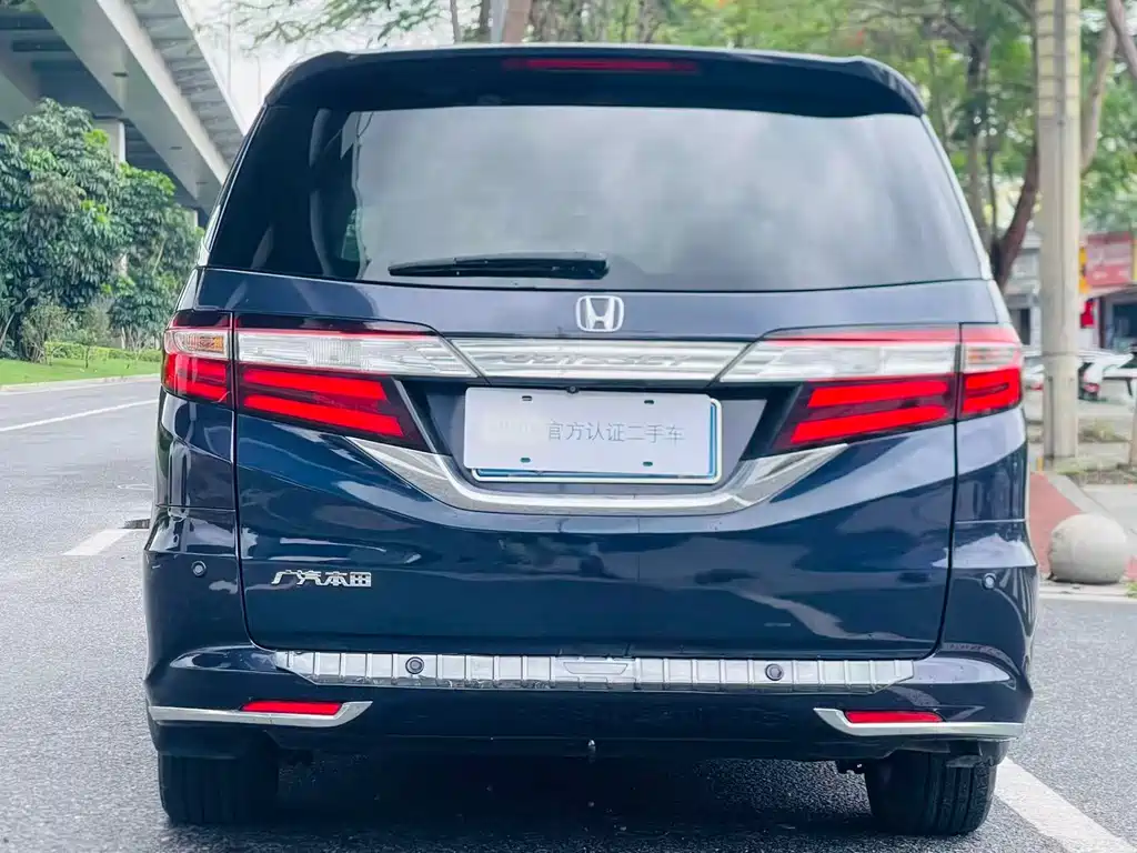 Odyssey 2015 2.4L Prestige Edition