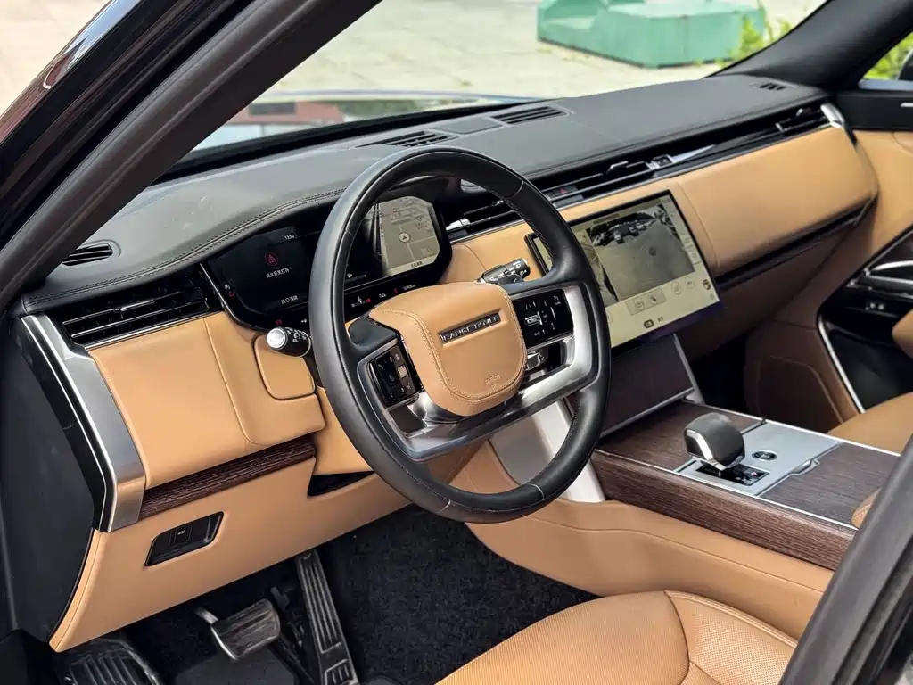 Range Rover 2024 Edition 3.0 L6 360PS Grand Edition