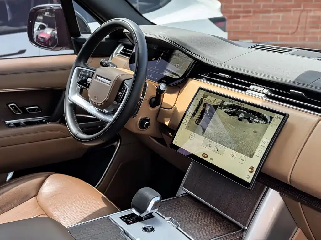 Range Rover 2024 Edition 3.0 L6 360PS Grand Edition