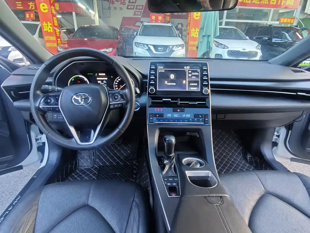 Asia Dragon 2019款 Hybrid 2.5L XLE Prestige Edition National V