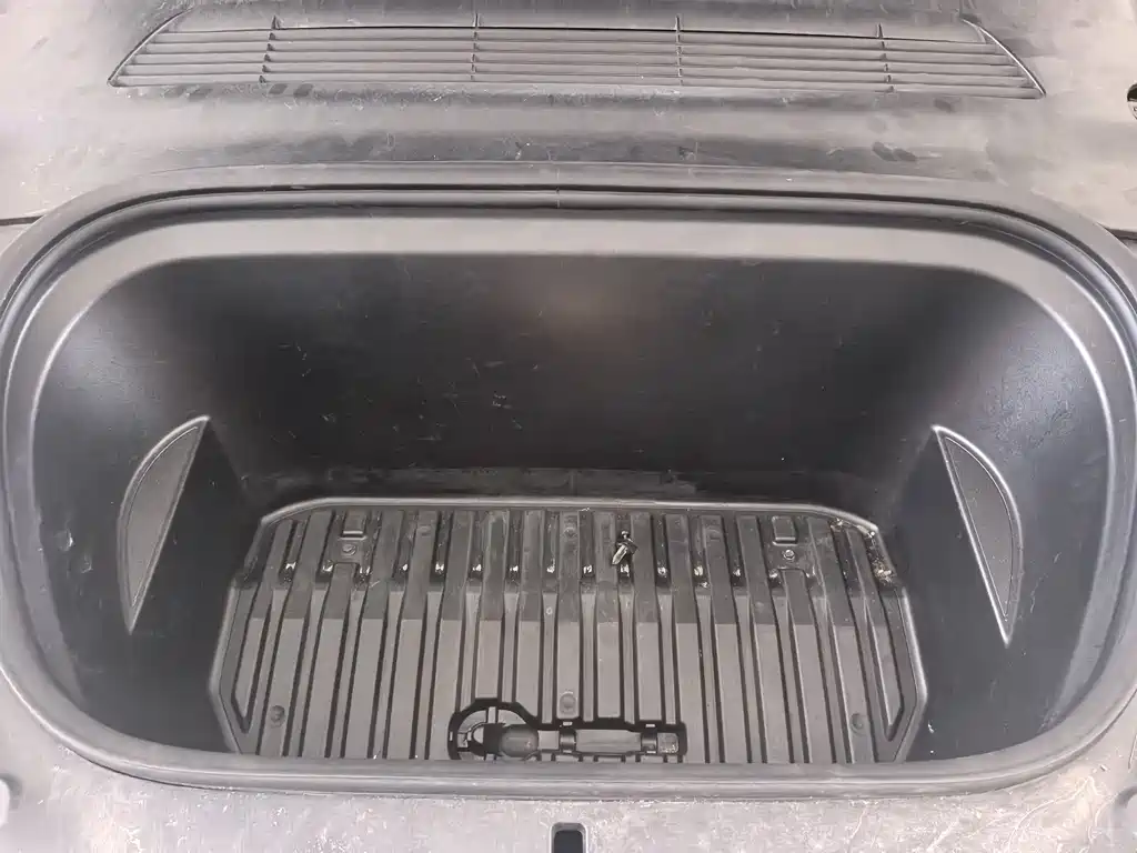 Model Y 2022 Rear-Wheel Drive Edition