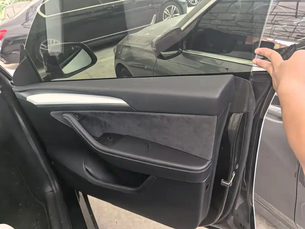 Model Y 2022 Rear-Wheel Drive Edition