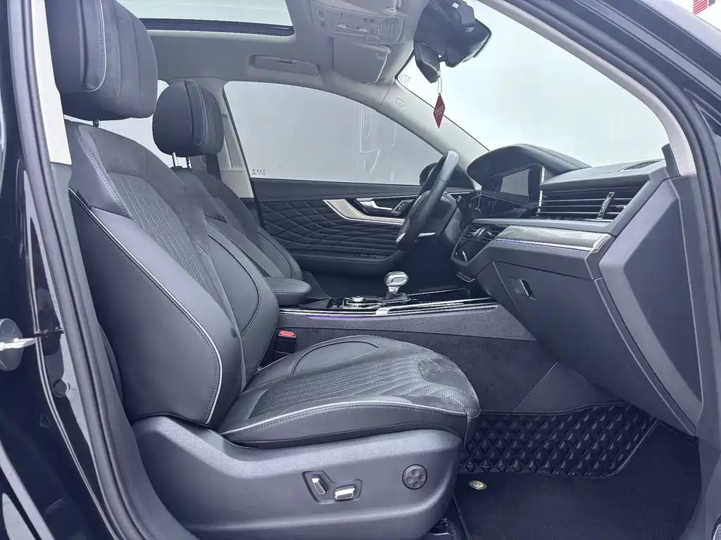 Hongqi HS5 2022 Model Facelift 2.0T Zhilian Qixiang Edition