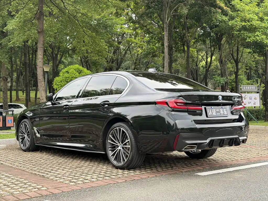 BMW 5 Series 2022 Model Facelift 530Li Leading Edition M Sport Package