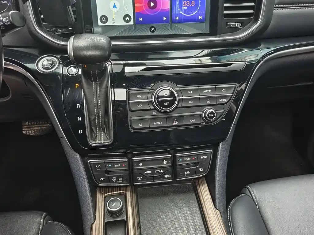 Enspire M8 2020 Edition 390T Prestige Edition