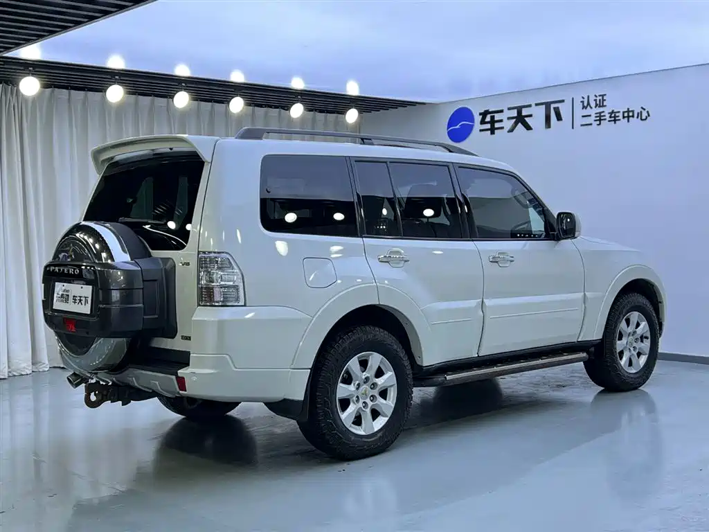 Pajero Import 2015 3.0L Automatic Elite Super Version National V