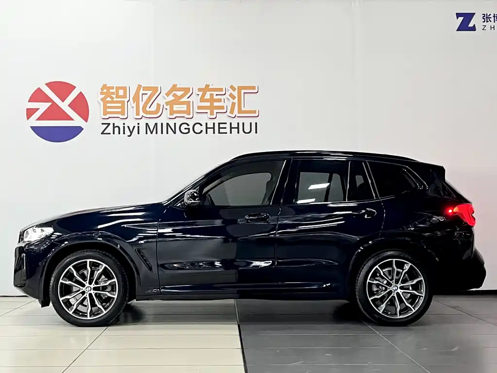 BMW X3 2022 Model Refresh xDrive30i Leading Edition M Nightshade Package