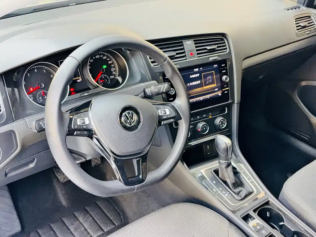 Volkswagen Golf Import 2019 1.8 TSI Wagon