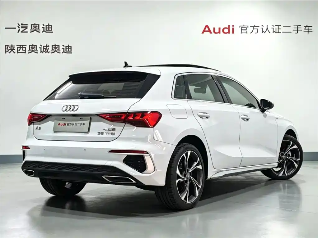 Audi A3 2021 Sportback 35 TFSI Luxury Sportline