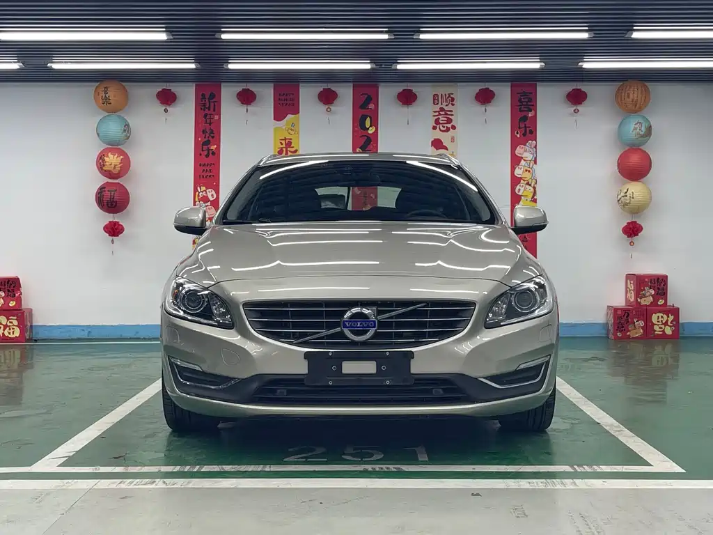 Volvo V60 2017 T5 Intelligent Comfort Edition National VI