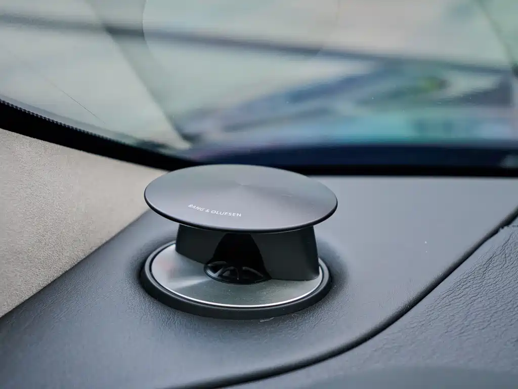 Aston Martin DB11 2019 Model 4.0T V8 Coupe