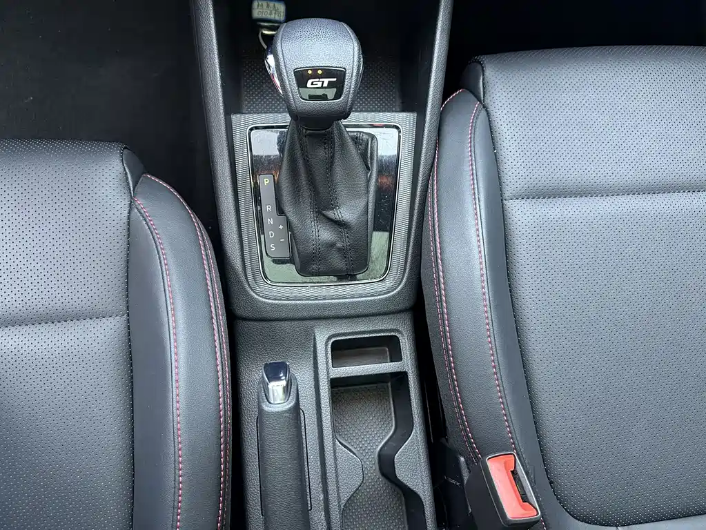Kia Kmall 2022 GT 1.5L Automatic Zhenxiang Edition