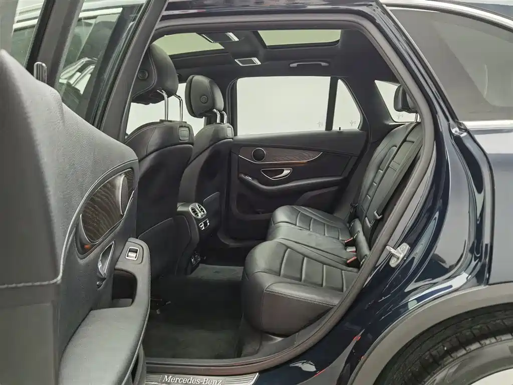 Mercedes-Benz GLC 2019 GLC 300 L 4MATIC Dynamic Edition