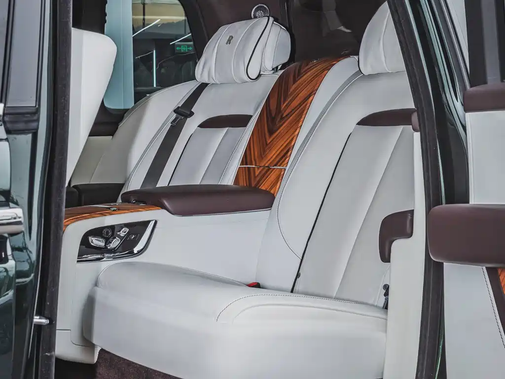 Cullinan 2018 4-seater Edition
