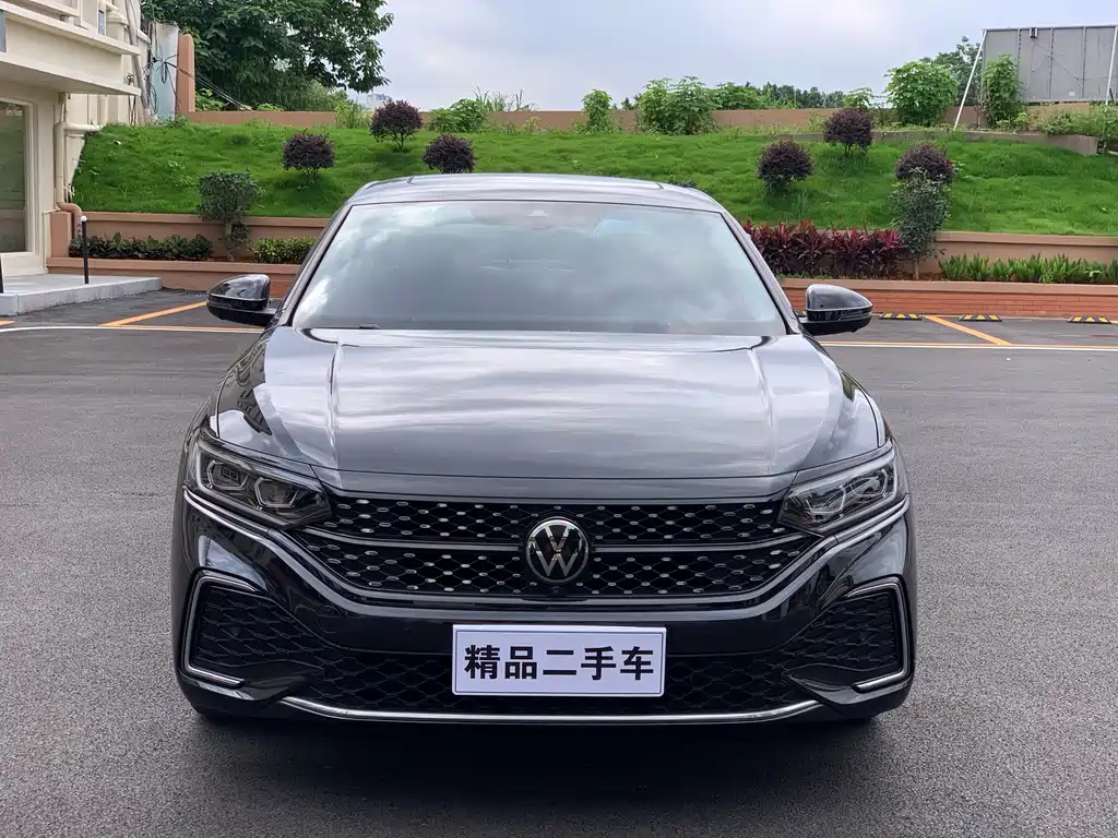 Passat 2023 330 TSI Starry Luxury Edition