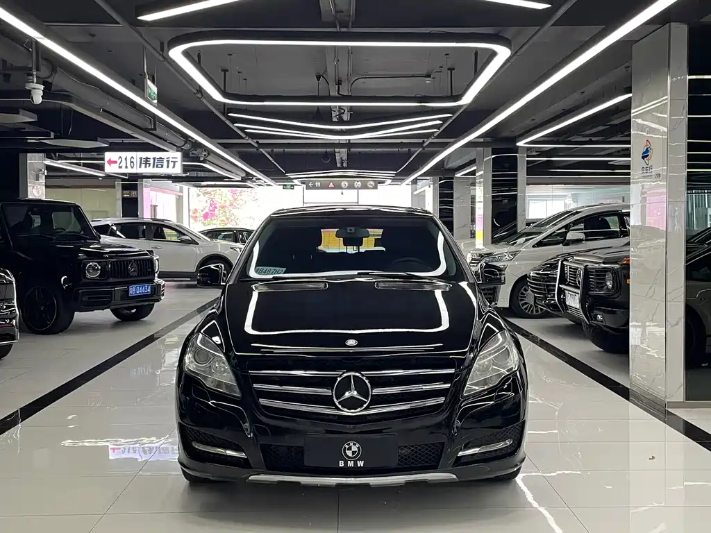Mercedes-Benz R-Class 2017 R 320 4MATIC Business Edition Limited Edition