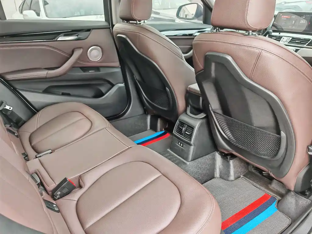 BMW X1 2022 sDrive25Li Leading Edition