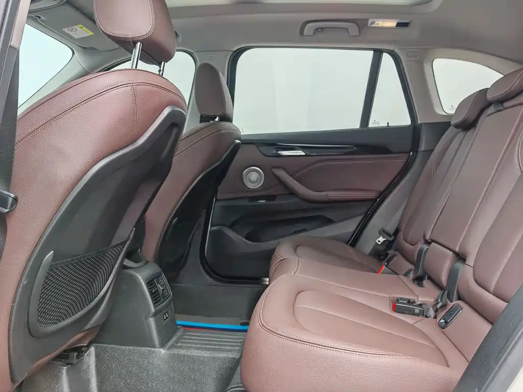BMW X1 2022 sDrive25Li Leading Edition