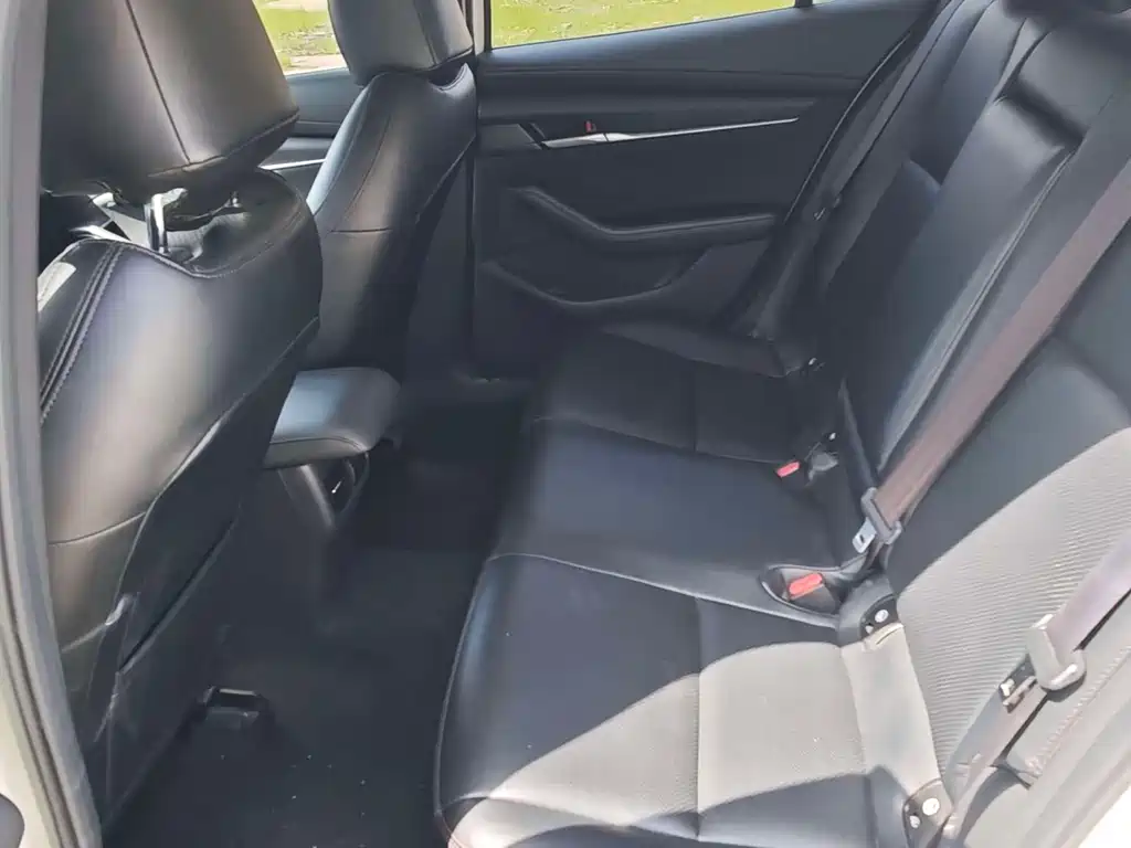 Mazda 3 Atenza 2020 1.5L Automatic Quality Beauty Edition