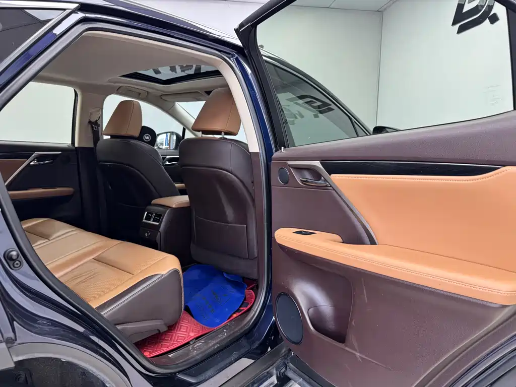 Lexus RX 2016 300 Two-wheel-drive Comfort Edition National V