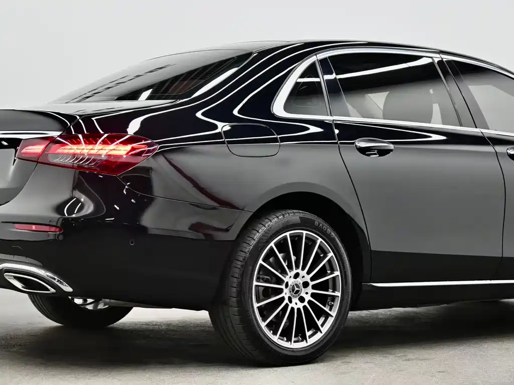 Mercedes-Benz E-Class 2023 E 260 L