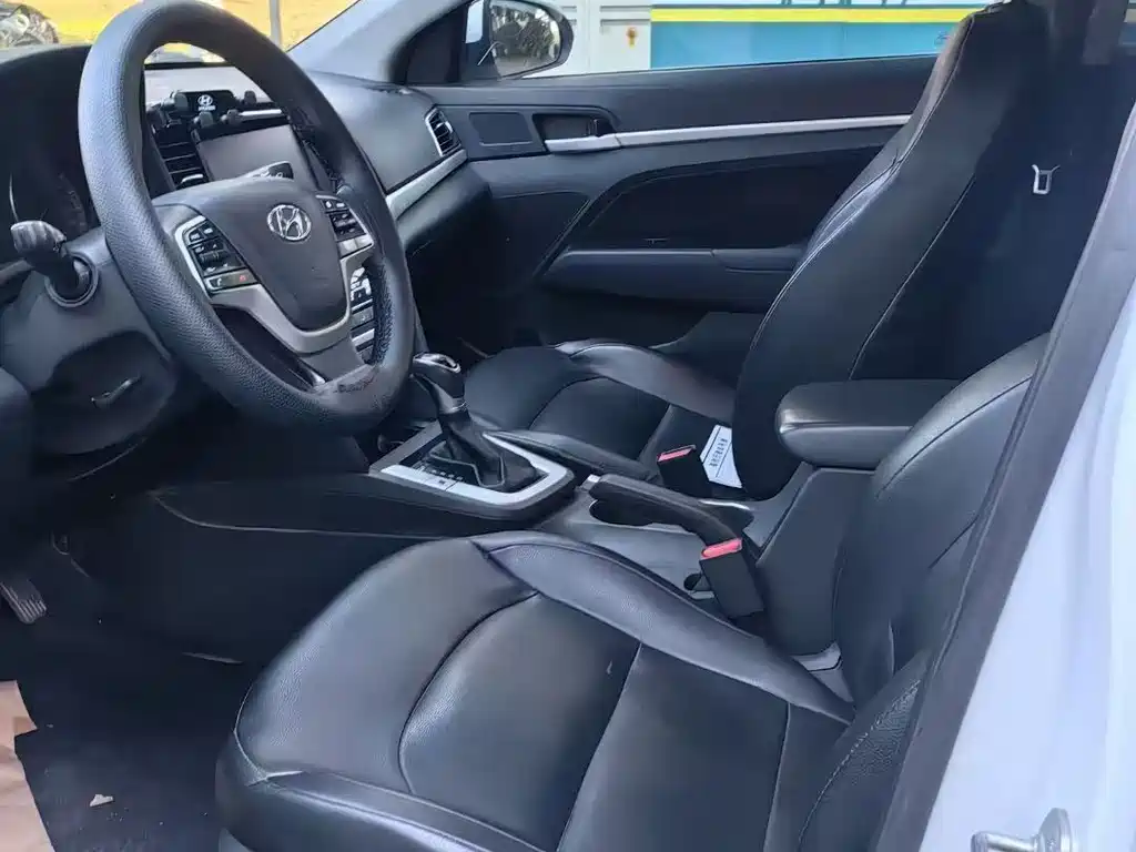 Leonding 2016 1.6L Automatic ZhiXuan·Elite Model
