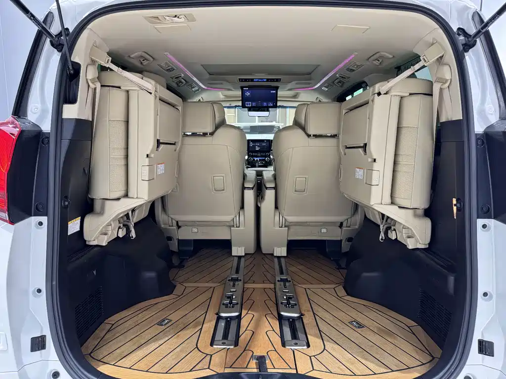 Alphard 2020款 Hybrid 2.5L Prestige Edition