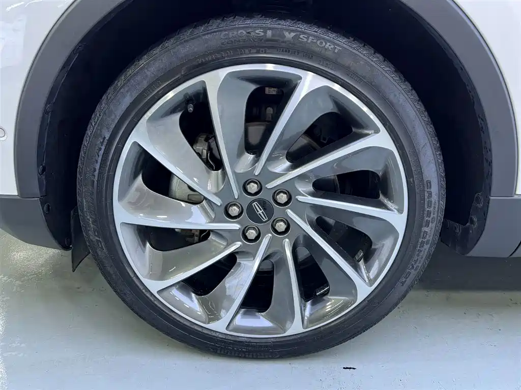 Navigator 2021 2.7T AWD Prestige Edition