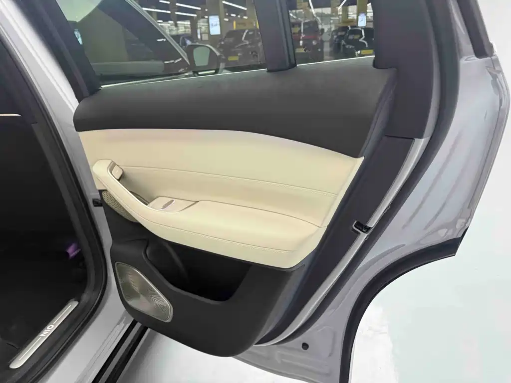 NIO EC6 2025 Model 75kWh