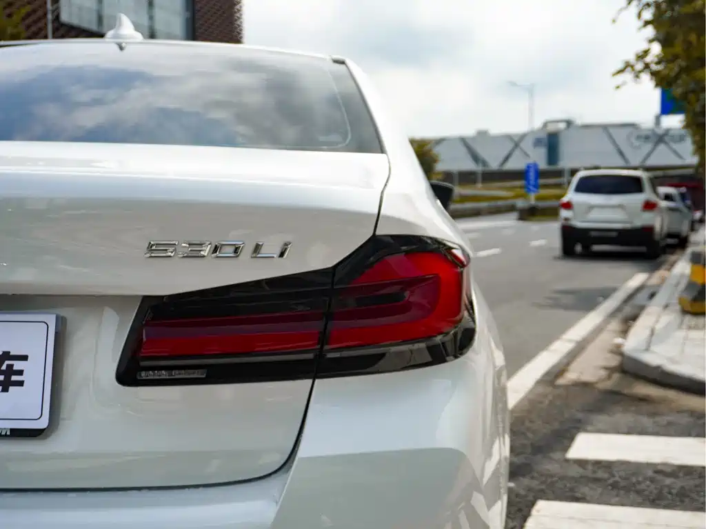 BMW 5 Series 2023 530Li Leading Edition M Sport Package