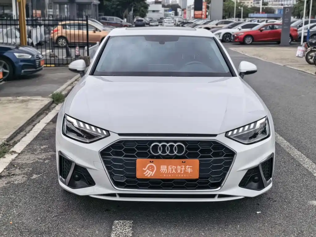 Audi A4L 2022 40 TFSI Sporty Dynamic Edition